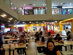 Lucky Plaza (D9), Retail #522010271